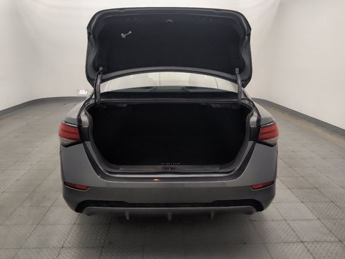 Used 2024 Nissan Sentra SV FWD image 29