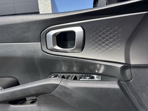 Certified 2024 Kia Sorento S FWD image 19