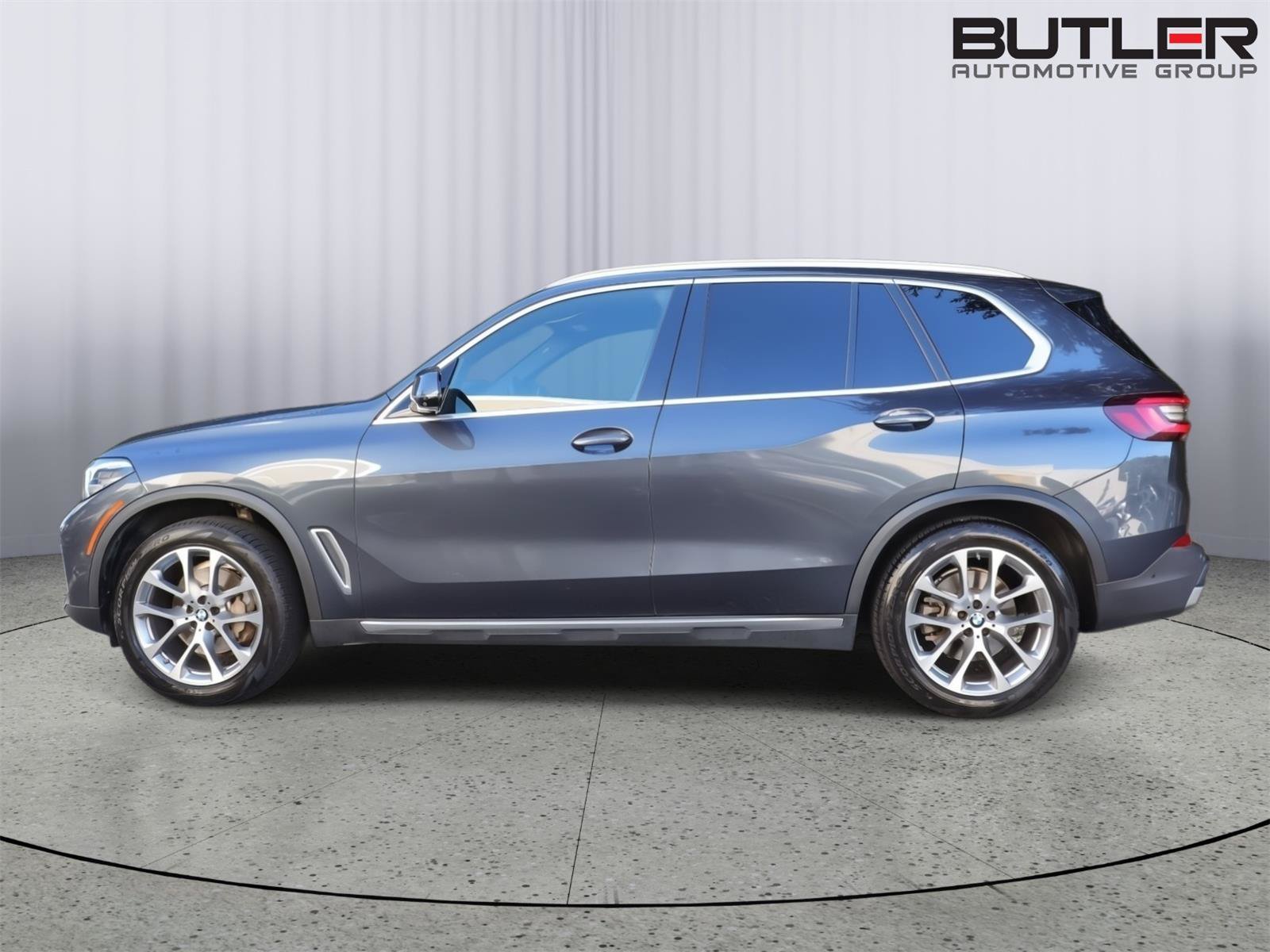 Used 2021 BMW X5 xDrive40i w/ Premium Package 2 AWD/4WD image 3