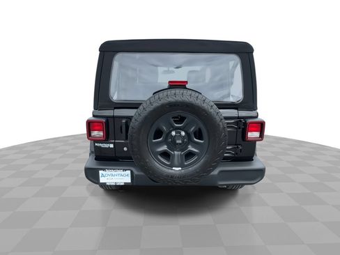 Used 2024 Jeep Wrangler Sport AWD/4WD image 7