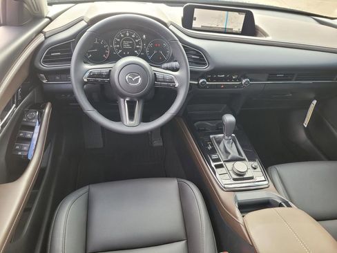 Used 2025 MAZDA CX-30 AWD 2.5 S w/ Premium Package image 11