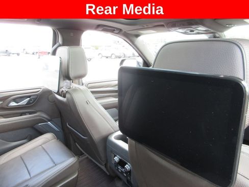 Used 2021 GMC Yukon Denali w/ Denali Premium Package AWD/4WD image 19