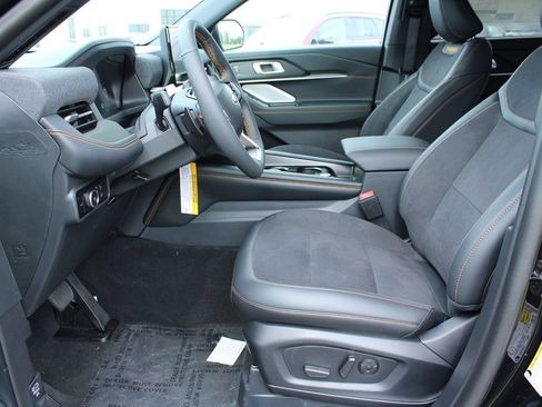 New 2026 Ford Explorer Tremor w/ Tremor Ultimate Package AWD/4WD image 36