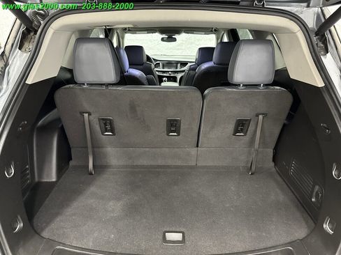 Used 2019 Buick Enclave Essence image 15