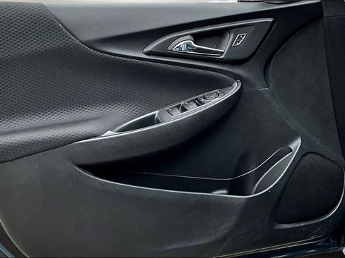 Used 2024 Chevrolet Malibu LT image 18