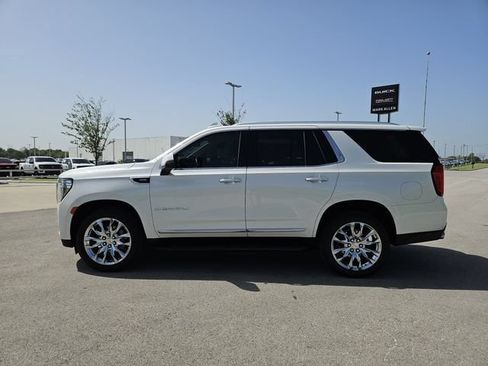 Used 2021 GMC Yukon Denali AWD/4WD image 4
