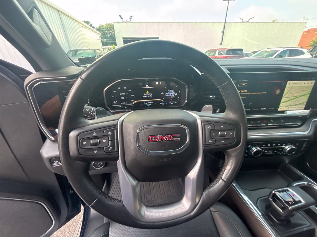 Used 2023 GMC Sierra 1500 SLT w/ SLT Premium Package AWD/4WD image 13
