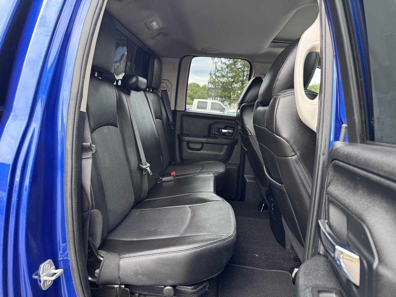 Used 2014 RAM 1500 Sport w/ Convenience Group AWD/4WD image 16