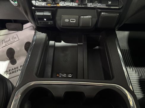 Used 2020 Chevrolet Silverado 1500 LTZ w/ LTZ Premium Package image 33