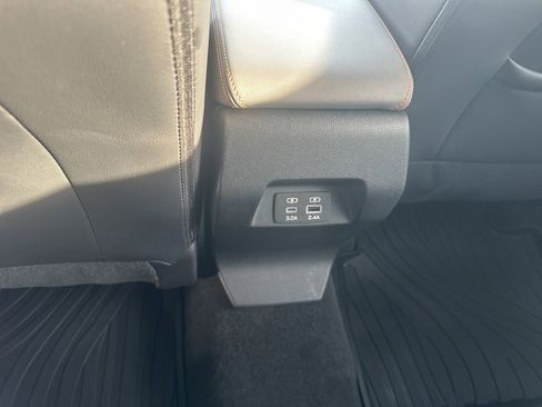 Certified 2025 Subaru Crosstrek 2.5i Limited image 24