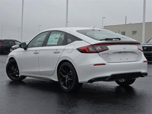 Used 2026 Honda Civic Sport image 5