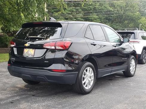 Used 2024 Chevrolet Equinox LS w/ LS Convenience Package AWD/4WD image 3