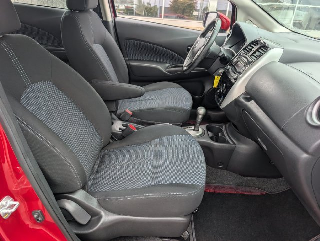 Used 2015 Nissan Versa Note SV FWD image 11