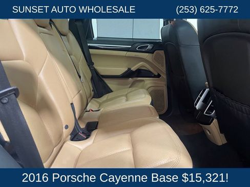 Used 2016 Porsche Cayenne AWD/4WD image 28