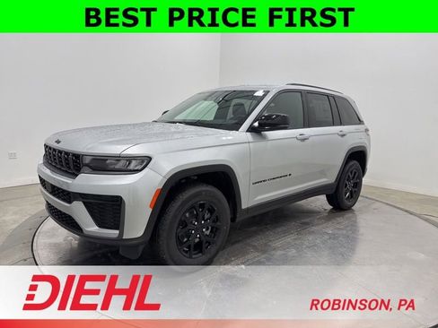 New 2026 Jeep Grand Cherokee Altitude AWD/4WD image 3