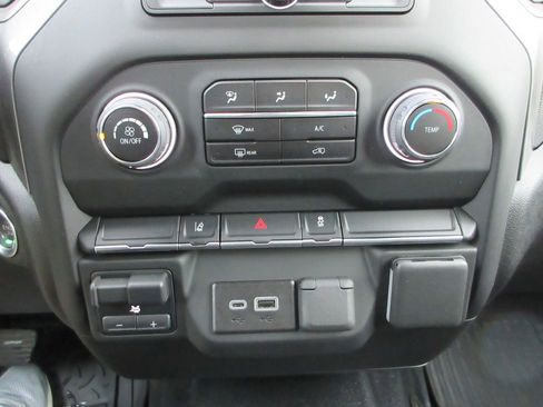 Used 2024 Chevrolet Silverado 3500 W/T w/ WT Convenience Package image 28