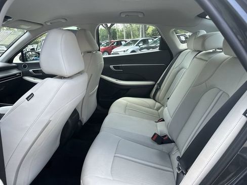 Used 2025 Hyundai Sonata SEL FWD image 27