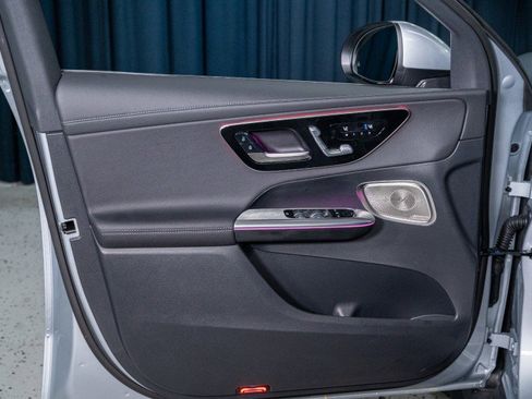 New 2026 Mercedes-Benz GLC 300 4MATIC image 12