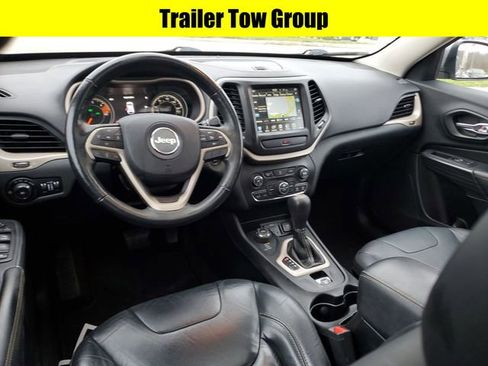 Used 2017 Jeep Cherokee Limited w/ Trailer Tow Group image 9
