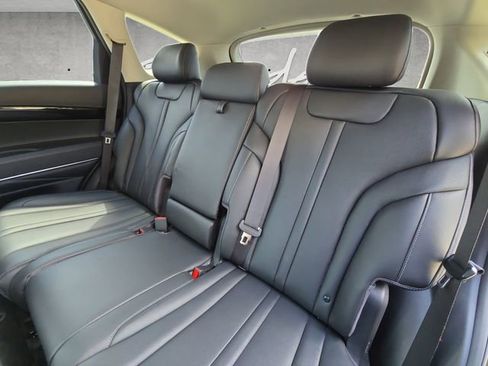 Used 2025 Genesis GV80 2.5T Standard AWD/4WD image 22