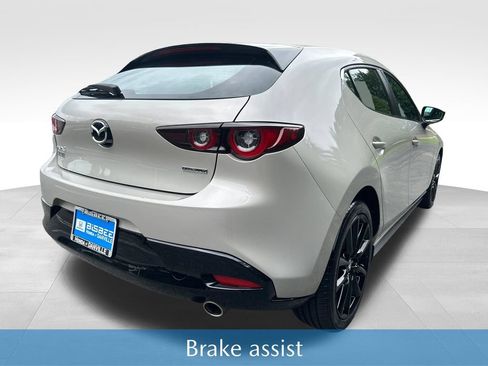 Used 2024 MAZDA MAZDA3 s FWD image 8
