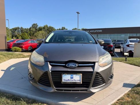 Used 2012 Ford Focus Titanium FWD image 8