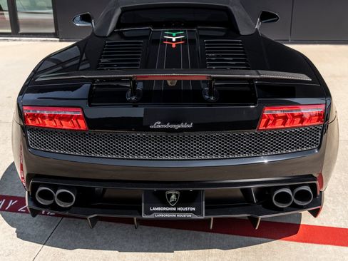 Used 2012 Lamborghini Gallardo LP 570-4 Performante AWD/4WD image 16