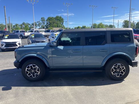 Used 2023 Ford Bronco Outer Banks AWD/4WD image 4