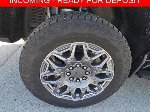 Used 2025 GMC Hummer EV 3X AWD/4WD image 14