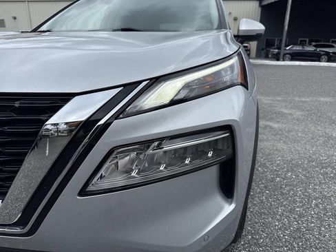 Used 2022 Nissan Rogue SL w/ SL Premium Package FWD image 12