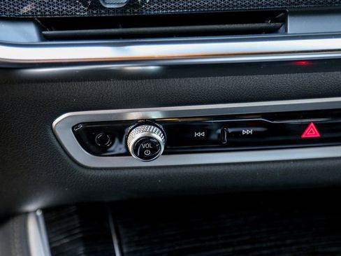 New 2026 BMW X5 xDrive50e w/ M Sport Package image 18