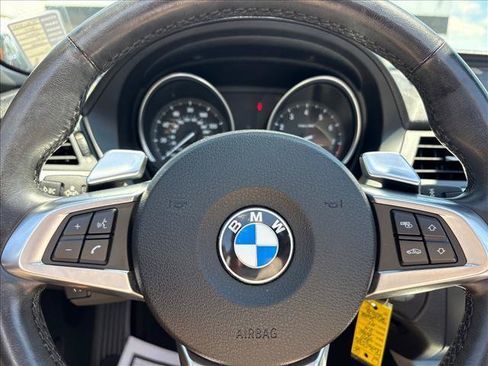 Used 2009 BMW Z4 sDrive35i RWD image 15