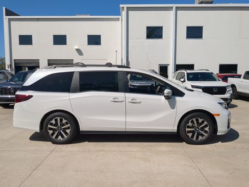 New 2026 Honda Odyssey EX-L image 5