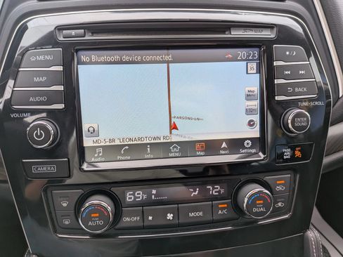 Used 2016 Nissan Maxima Platinum FWD image 55