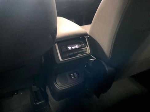 Used 2025 Subaru Ascent Premium AWD/4WD image 28