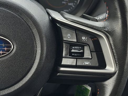 Used 2018 Subaru Crosstrek 2.0i Premium w/ Eyesight System image 17