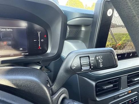 Used 2025 Ford Maverick XL w/ Equipment Group 102A image 33