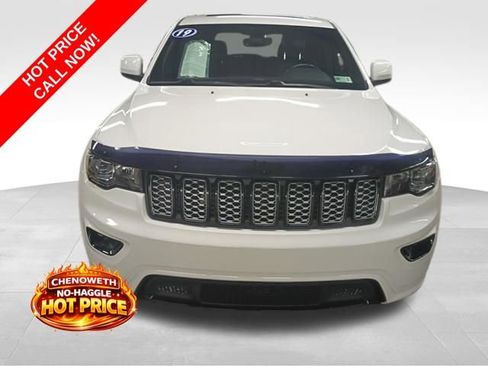 Used 2019 Jeep Grand Cherokee Altitude image 5