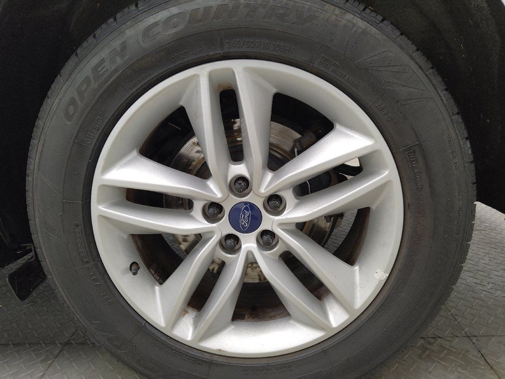 Used 2018 Ford Edge SEL w/ Equipment Group 201A FWD image 31