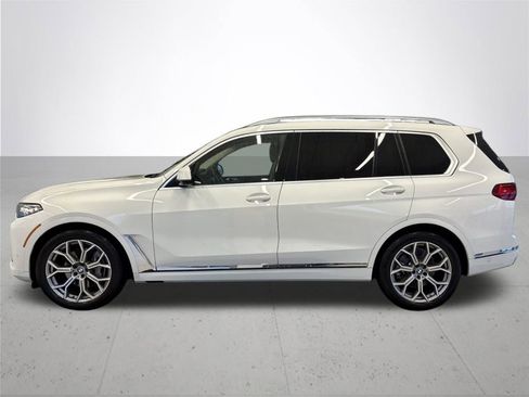 Used 2022 BMW X7 xDrive40i w/ Luxury Seating Package image 12