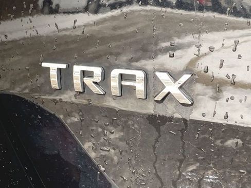 Used 2020 Chevrolet Trax LT w/ Sun & Sound Package image 30