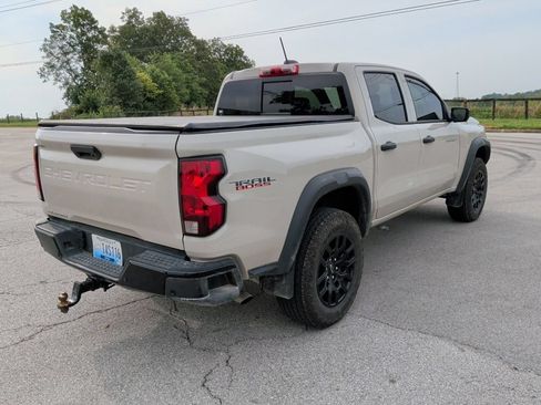 Used 2026 Chevrolet Colorado Trail Boss AWD/4WD image 3