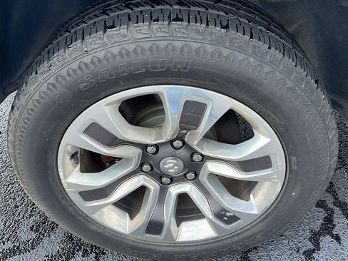 Used 2019 RAM 1500 Limited AWD/4WD image 40