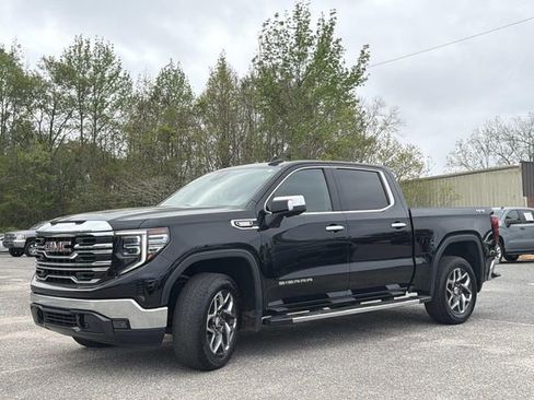 Used 2024 GMC Sierra 1500 SLT w/ SLT Premium Package image 16