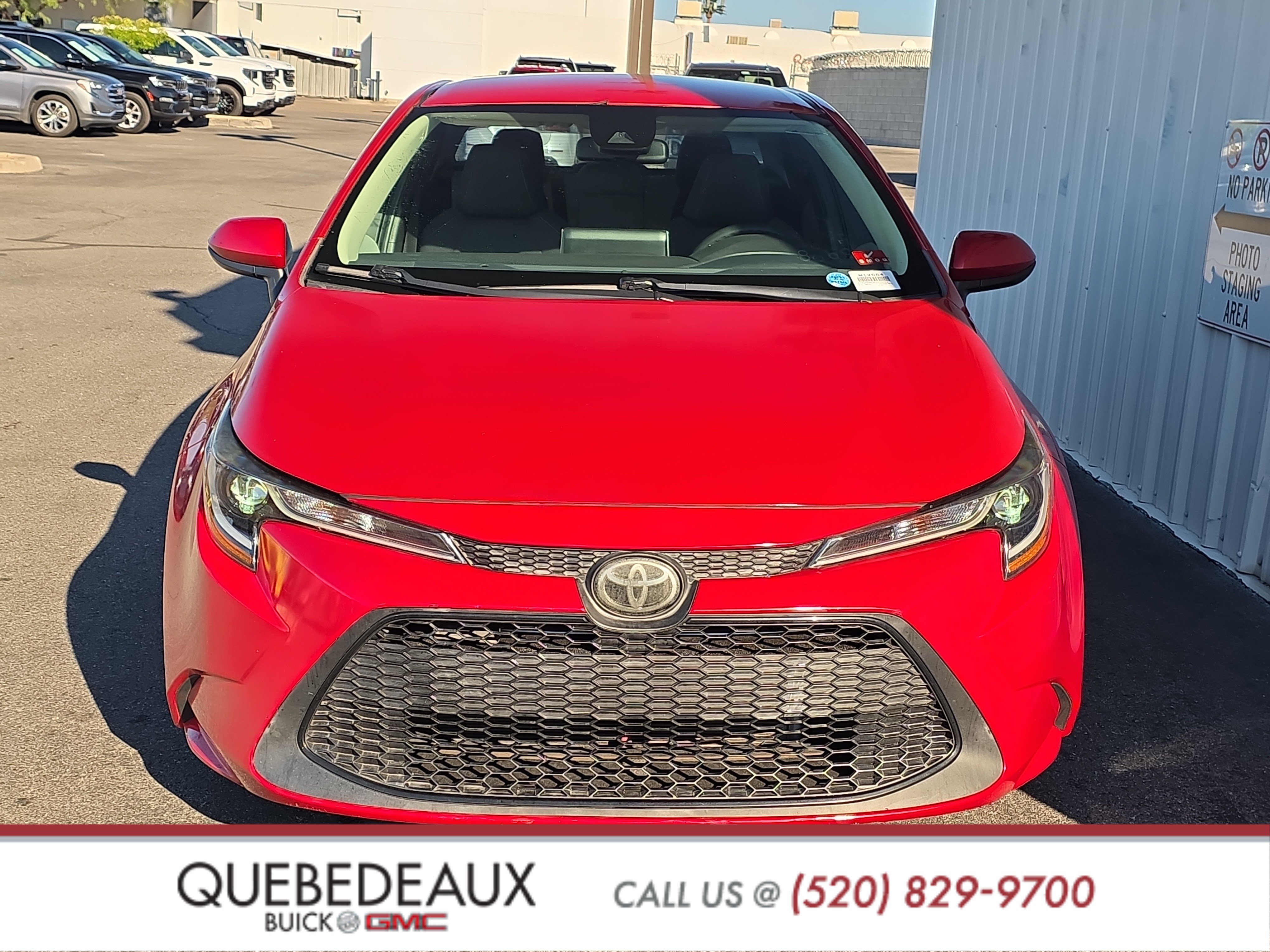 Used 2020 Toyota Corolla LE FWD image 2
