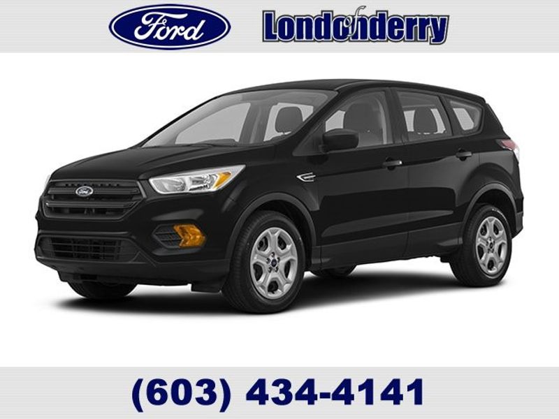 Used 2019 Ford Escape SE image 1