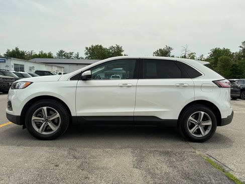 Used 2024 Ford Edge SEL w/ Convenience Package AWD/4WD image 8