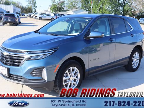 Used 2024 Chevrolet Equinox LT FWD image 1
