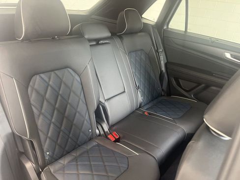 New 2026 Volkswagen Atlas Cross Sport SEL Premium R-Line image 40