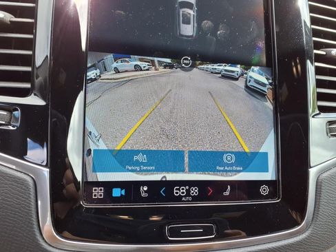 Certified 2023 Volvo XC90 T8 Plus w/ Protection Package Premier image 48